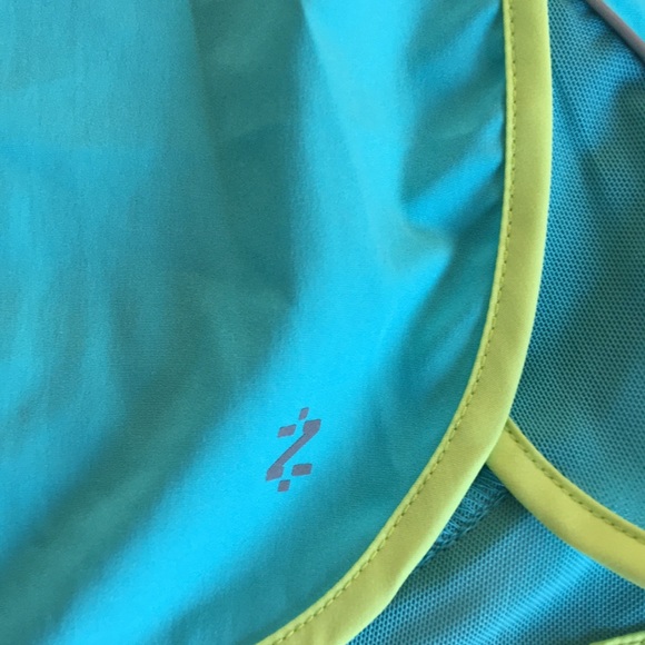 Izod cool fx teal & lime green skort medium - Picture 2 of 6